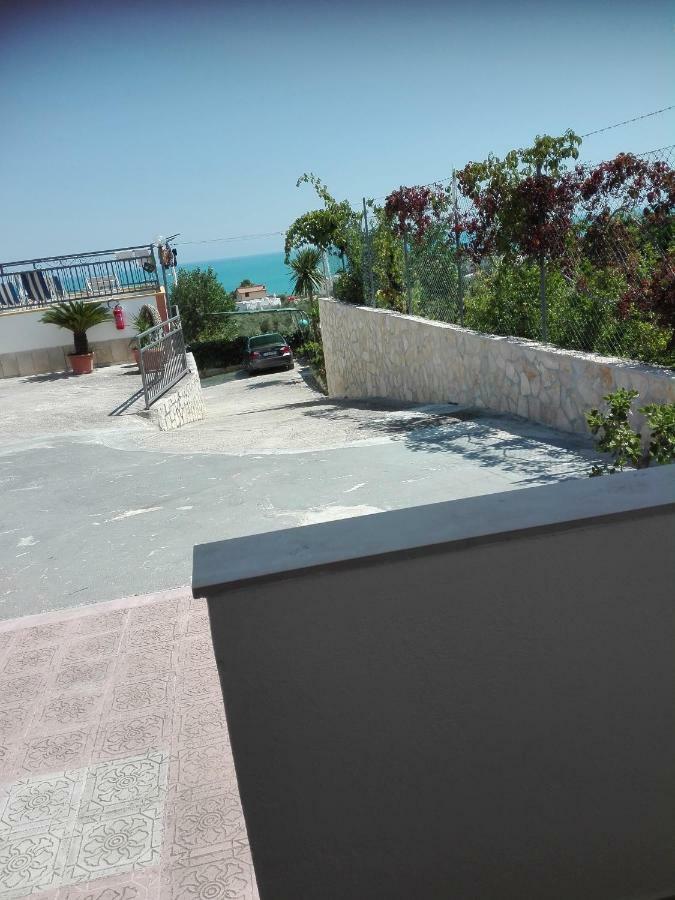 Villa Natura Sea View Vieste Exterior foto